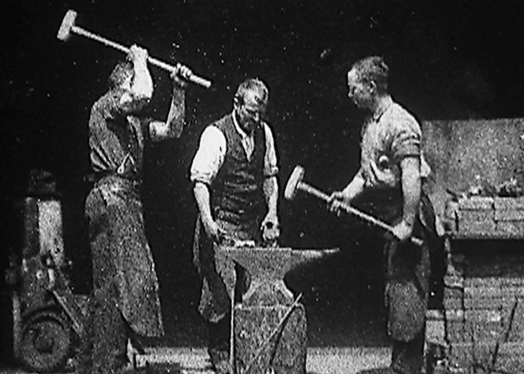 Actors take their first bows
